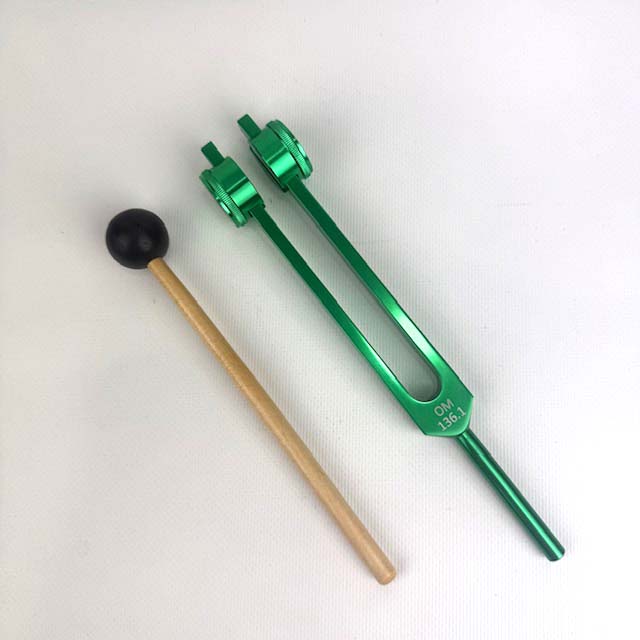 Diapasón Om 136,10 Hz con pesas